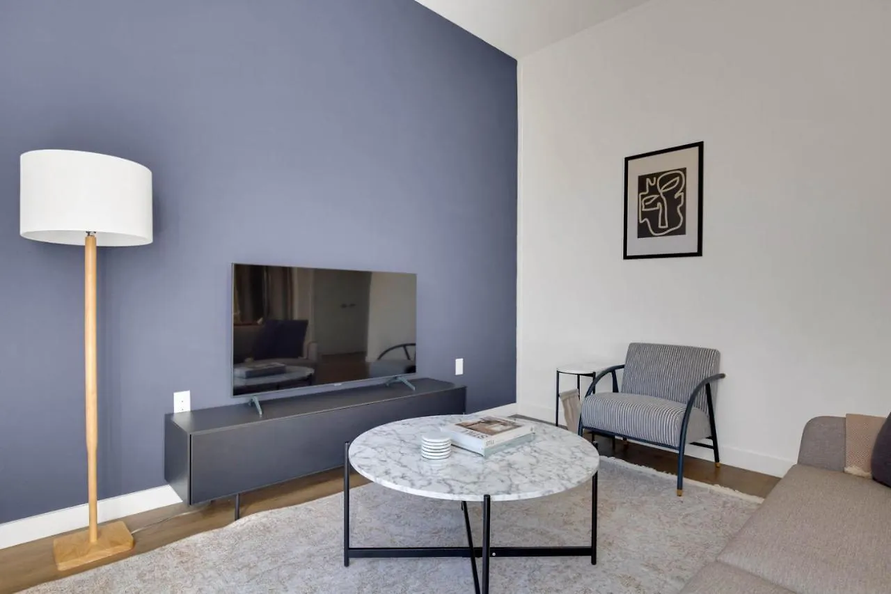 Apartment Uws Jr 1Br W Elevator Wd Nr Central Park Nyc-1019 New York United States